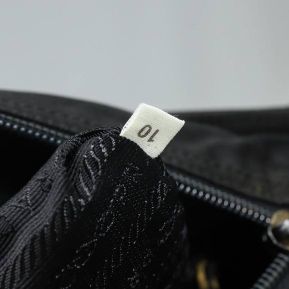 PRADA Hand Bag Nylon Black Auth bs15602 - Picture 12 of 16